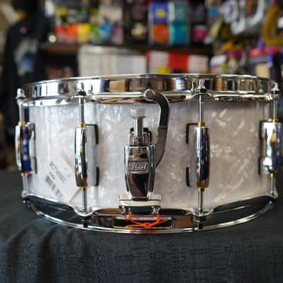 Pearl Masters MCT1455S/C448 MCT Series 5.5x14" Maple Snare Drum - White Marine Pearl image 2