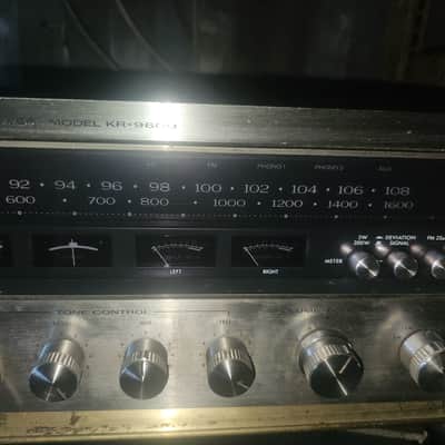 Kenwood KR-9600 AM / FM Stereo Receiver 1976 - 1978 - Silver image 2