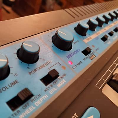 MUST SEE!!! NOVATION BASS-STATION FULLY INSPECTED SERVICED AND IN AMAZING CONDITION! image 12