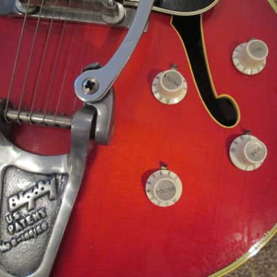 Hofner Verithin 1962/3 red image 3