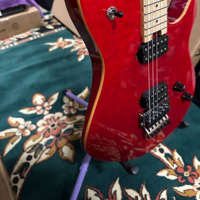 EVH Wolfgang Standard Quilt-Top 2015 - Gloss Trans-Red Quilt w/ Custom EVH Gig-Bag! (Unplayed NOS) image 5