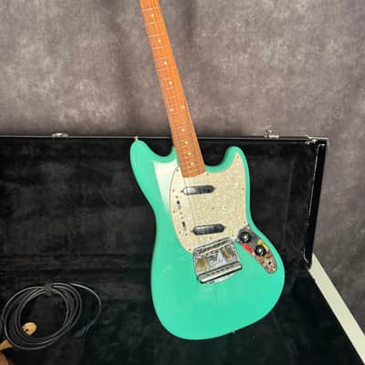 Fender Vintera '60s Mustang with Pau Ferro Fretboard 2020 Seafoam Green image 1