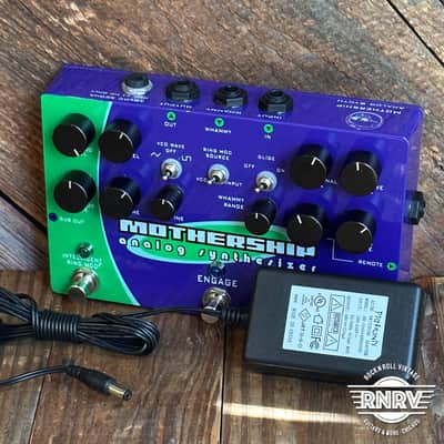 Pigtronix Mothership 2012 - Green & Purple image 3
