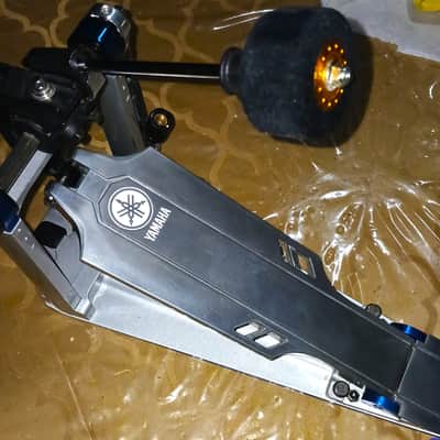 Yamaha DFP-9D Direct Drive Single Pedal 2023ish - Silver and blue image 3