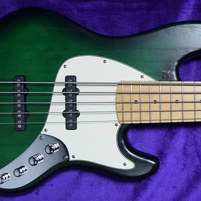 Sandberg Cal. TT5 SuperLight Matte Green Burst / Maple FB *IN STOCK image 1