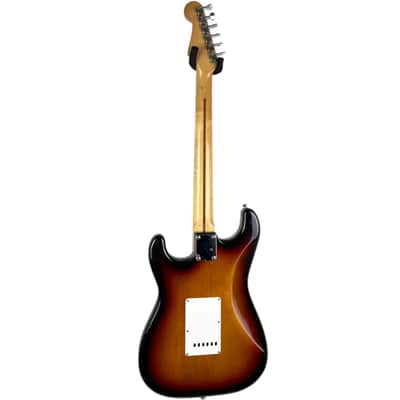 Fender Japan Standard Stratocaster 1994-1995 - Sunburst - Vintage image 4