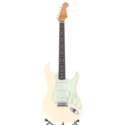 Fender Certified Pre-Owned Vintera II '60s Stratocaster, Rosewood Fingerboard RW, Olympic White (Q10) (90432) image 5