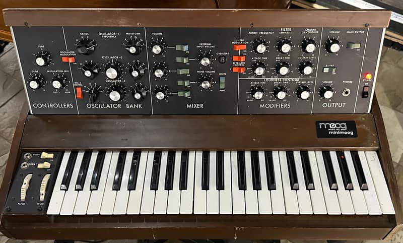 Moog Minimoog Model D 44-Key Monophonic Synthesizer 1971 - 1982 - Black / Wood image 1