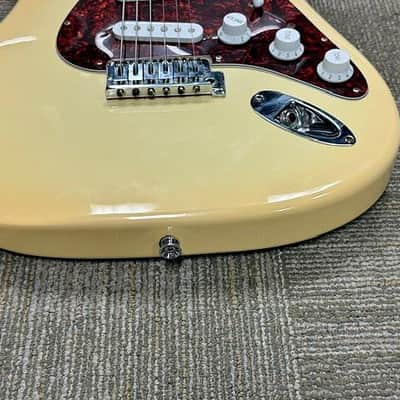 2006 The Light Crust Doughboys 75th Anniversary Limited Edition, Vintage Blonde/White, Diamond Anniversary, Stratocaster El. Guitar, Very Good Condition image 2