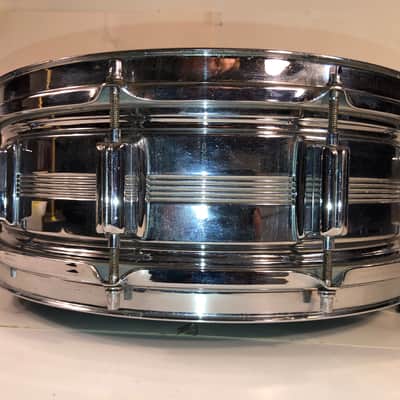 Rogers "5-Line" Dyna-Sonic 5x14" Brass Snare Drum with "Beavertail" Lugs 1967 - 1974 - Chrome image 4