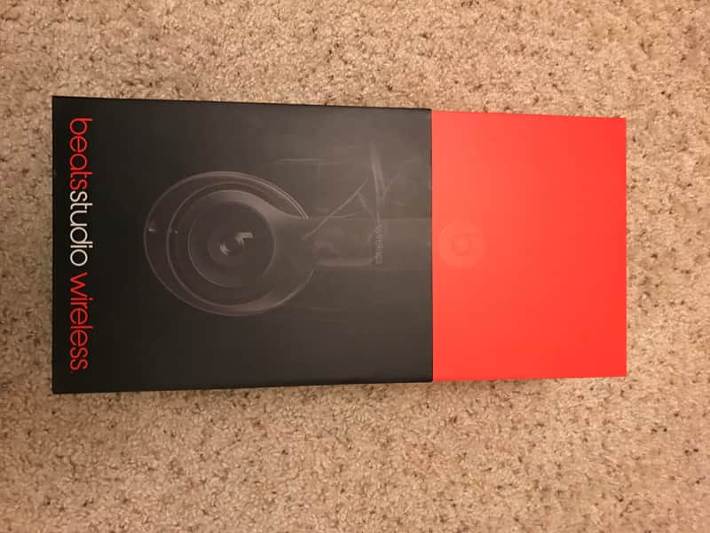 Beats by Dre Wireless image 1