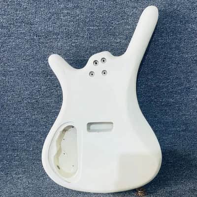 White Warwick Bass Body image 8