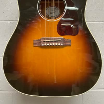 Gibson J-45 Standard - Vintage Sunburst - Acoustic-Electric Guitar image 2