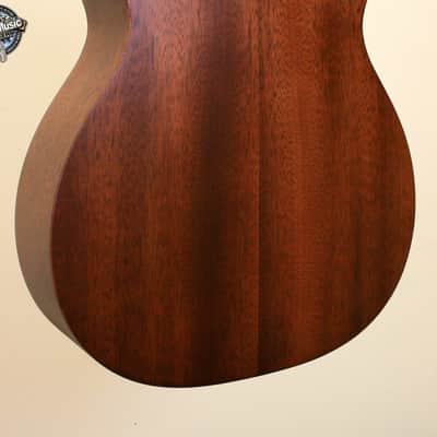 Martin 000-15M Solid Mahogany Acoustic Guitar with Grover Tuners image 9