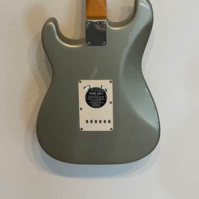 Fender Fender Classic 60s Stratocaster 2004 - Mexico - Inca Silver image 8