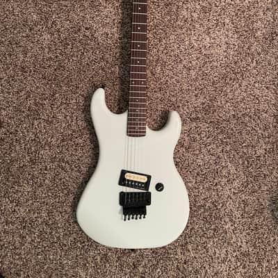 Kramer Baretta 2012 - White 7 of 10 image 1