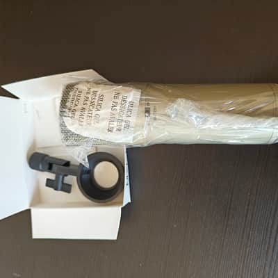 MXL V63M Battery Powered Condenser Microphone image 3