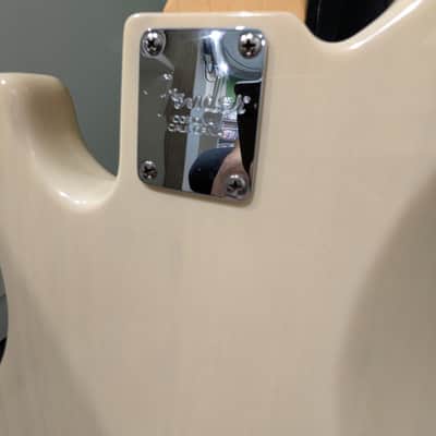 Fender Jazz Bass AMERICAN DELUXE V 1999 image 7