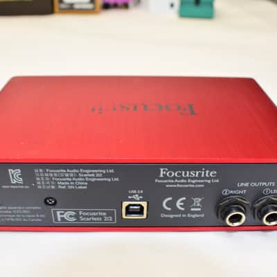 Focusrite Scarlett 2i2 (1st Gen) 2x2 USB Audio Interface image 2