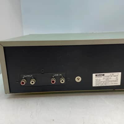 TEAC V-25 Stereo Cassette Deck TESTED POWERS ON FOR PARTS OR REPAIR ONLY image 8