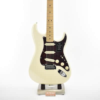 Fender Player Plus Stratocaster with Maple Fretboard 2021 - Present Olympic Pearl 3822 image 2
