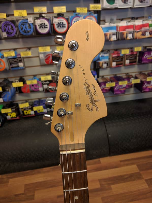 Fender Squier Affinity Stratocaster 2013 Lake Placid Blue | Reverb