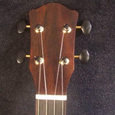 Handcrafted Concert Ukulele, Solid Curly Hawaiian Koa, Hibiscus Mop & Abalone Inlay, Soft-bag, Bruce Wei UG15-2928 image 2
