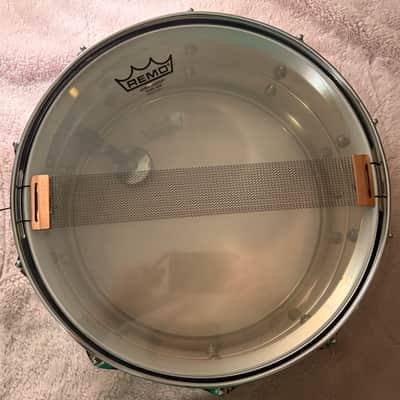 Ludwig No. 402 Supraphonic 6.5x14" 10-Lug Aluminum Snare Drum with Pointed Blue/Olive Badge 1969 - 1979 - Chrome-Plated image 7