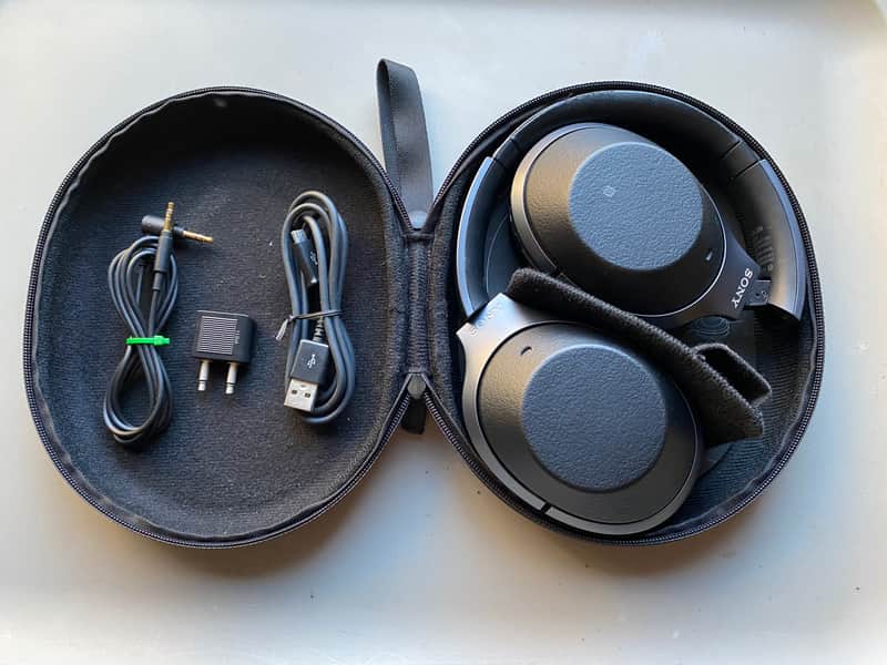 Sony WH-1000XM2 Wireless Noise Canceling Headphones image 1