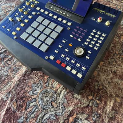Akai MPC4000 Music Production Center 2002 - 2007 - Blue image 2