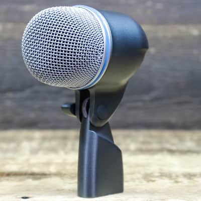 Shure Beta 52A Supercardioid Pickup Pattern Dynamic Kick Drum / Bass Microphone image 2