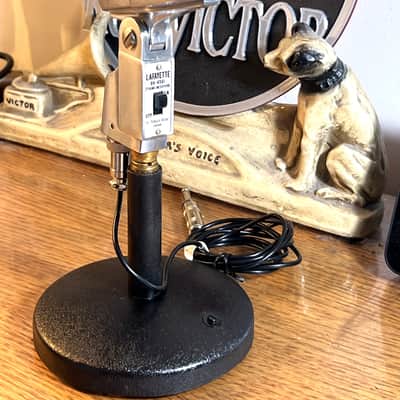 Rare 1960's Lafayette 99-4581 Dynamic Microphone, NOS, works, w/cable & stand image 6