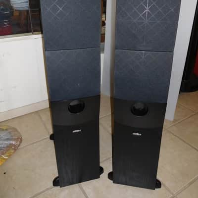 Excellent! Pair ENERGY e:XL-26B-1 Tower Speakers Made in Canada Hi Quality and Clean! image 2