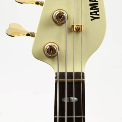 Vintage 80's Yamaha BB3000A Creme White image 3