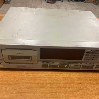 Sony PCM 2800 DAT PROFESSIONAL digital audio recorder image 15