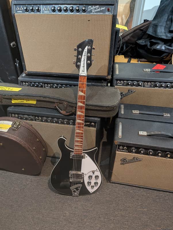 Rickenbacker 620 - Black image 1