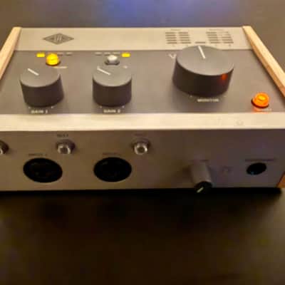 Universal Audio Volt 276 USB-C Audio Interface 2021 - Present Tan / Gray image 5