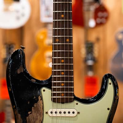 Fender Custom Shop Limited Edition '59 Stratocaster Super Heavy Relic Rosewood Fingerboard Aged Black Chocolate 3 Color Sunburst image 10