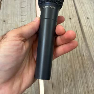 Behringer Ultravoice XM8500 Cardioid Dynamic Vocal Microphone 2014 - Present - Black dynamic microphone image 6