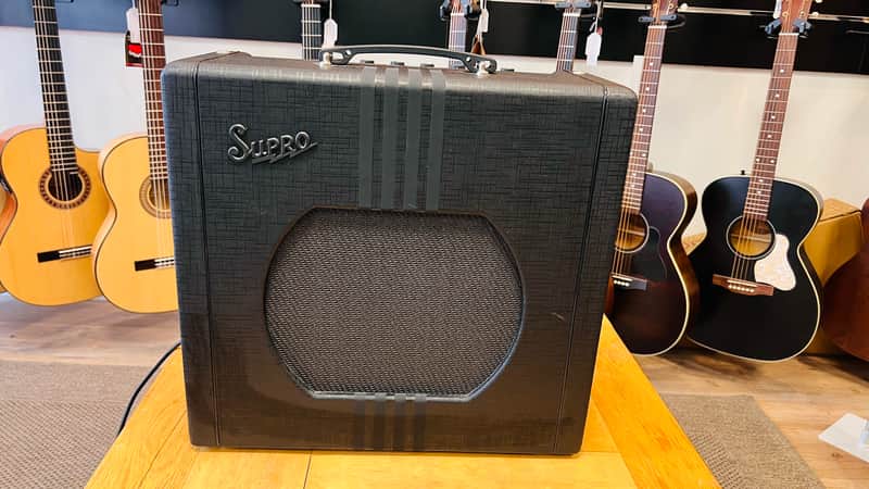 Supro 1822R Delta King 12 15-Watt 1x12" Guitar Combo 2021 - Present - Black / Black Stripes image 1