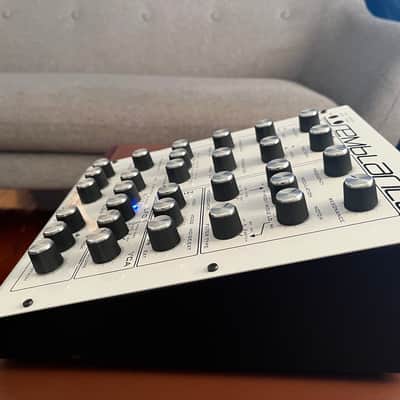 Analogue Solutions Semblance Oberheim SEM inspired image 5