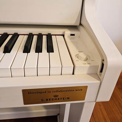 Casio GP-310 Celviano Grand Hybrid 88-Key Digital Piano 2019 - Present - White image 6