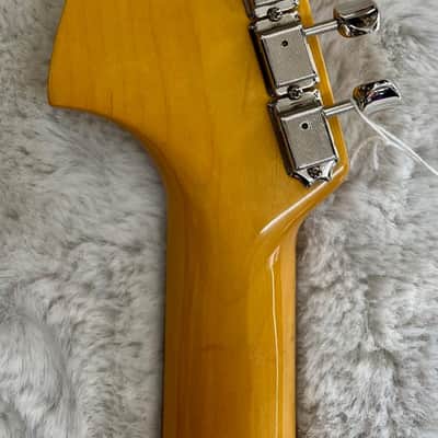 Fender Johnny Marr Jaguar, Rosewood Fretboard Metallic KO Electric Guitar image 8