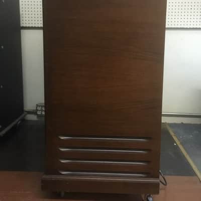 Leslie 122XB Early 2000’s - Red Walnut image 3