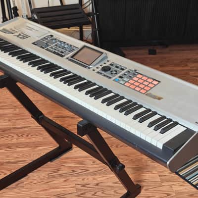 Roland Fantom X8 88-key Piano Action Keyboard Synth image 3