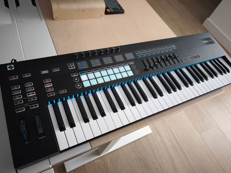 Novation ReMOTE 61 SL MKIII MIDI Controller 2018 - Present - Black image 1