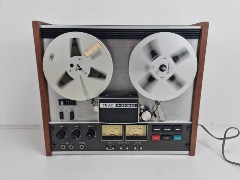 A-2300SX Stereo Reel to Reel Tape Recorder 1/4'' - 18CM - 4 track - 2 channel image 1
