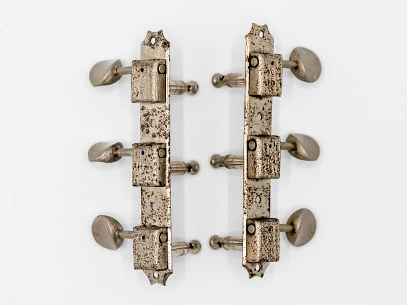 1950s Kluson Deluxe Single Line Strip 3x3 Vintage Tuning Machines Metal Button image 1