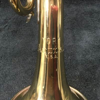 York Artist model trumpet 1955-56 - Brass Lacquer image 2