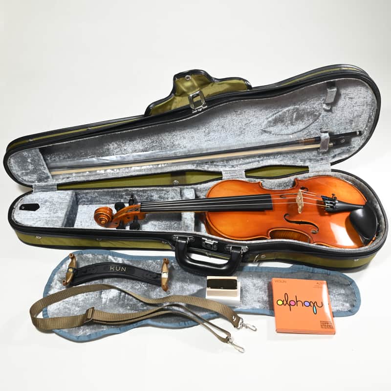 Vintage Suzuki Violin No. 330 (Intermediate), 4/4, Nagoya, Japan - Full Outfit image 1
